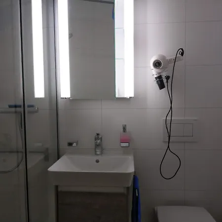 Haus Viktoria C דירה צרמט